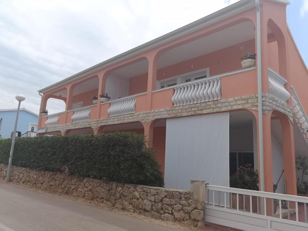 Apartment Melani Vir Εξωτερικό φωτογραφία