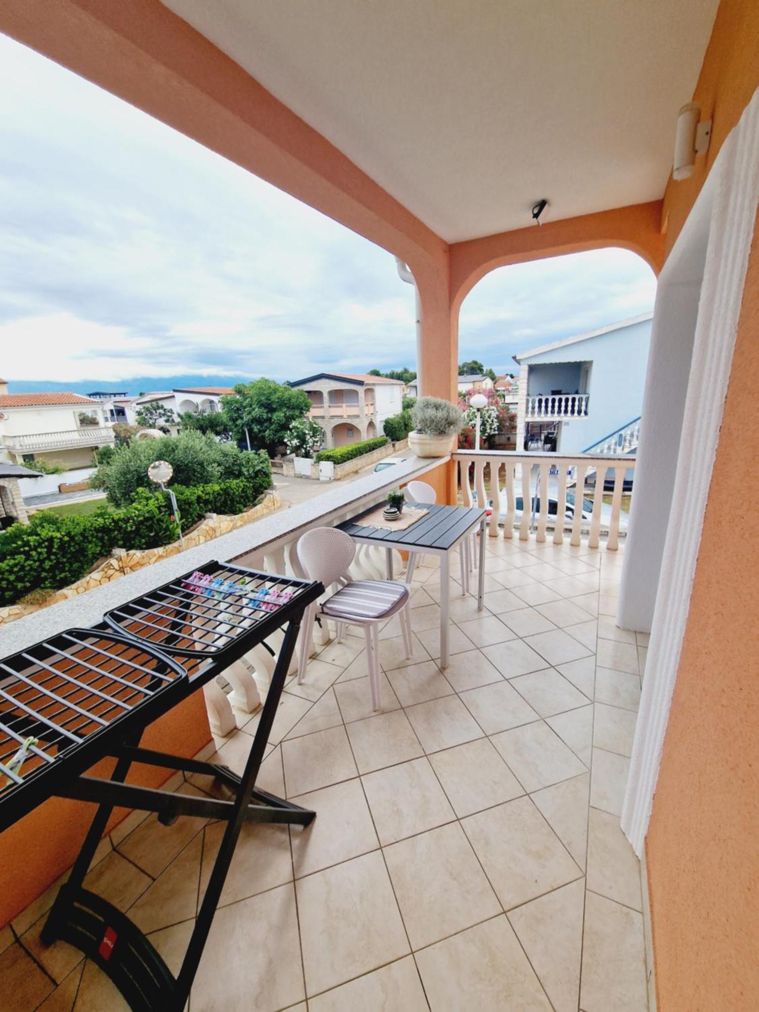 Apartment Melani Vir Εξωτερικό φωτογραφία