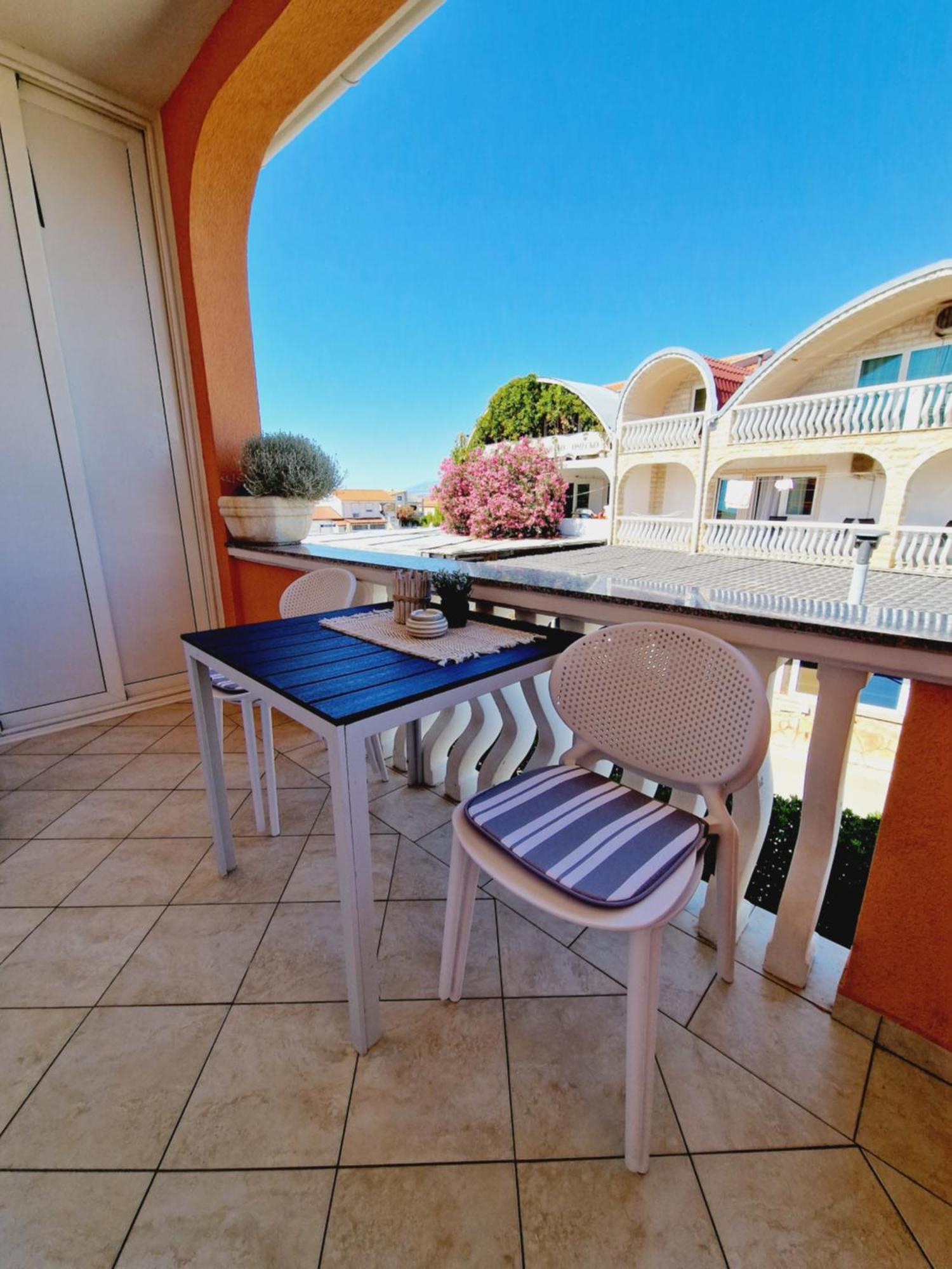 Apartment Melani Vir Εξωτερικό φωτογραφία