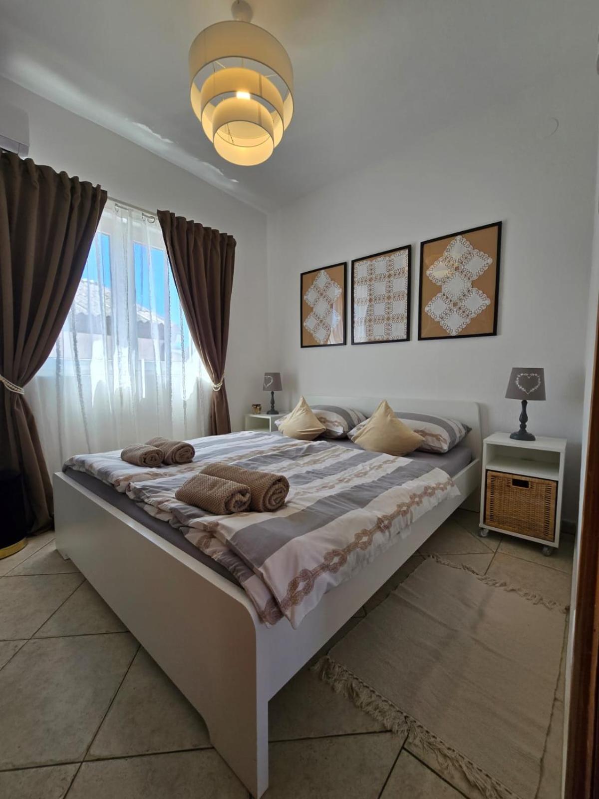 Apartment Melani Vir Εξωτερικό φωτογραφία