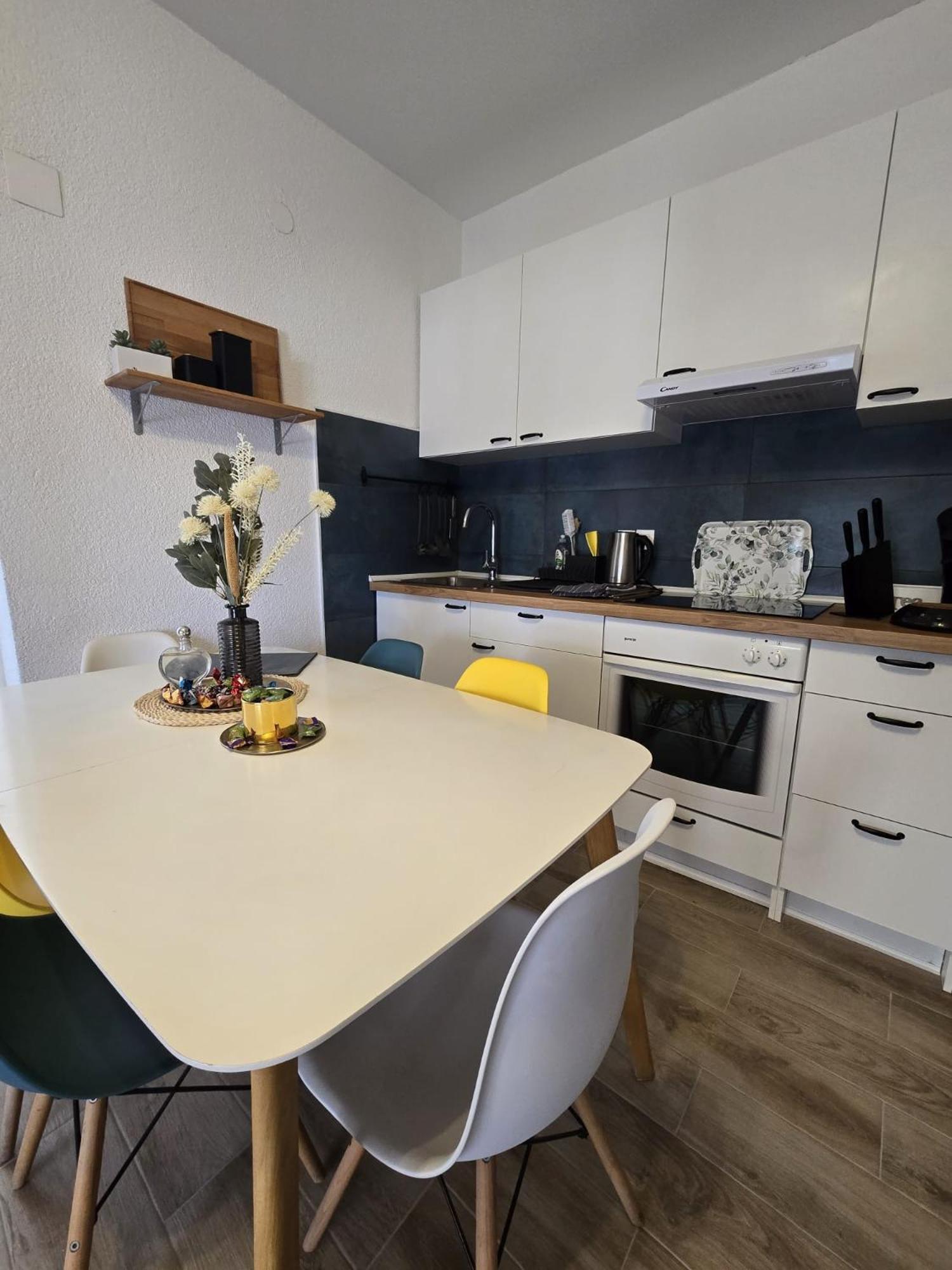 Apartment Melani Vir Εξωτερικό φωτογραφία