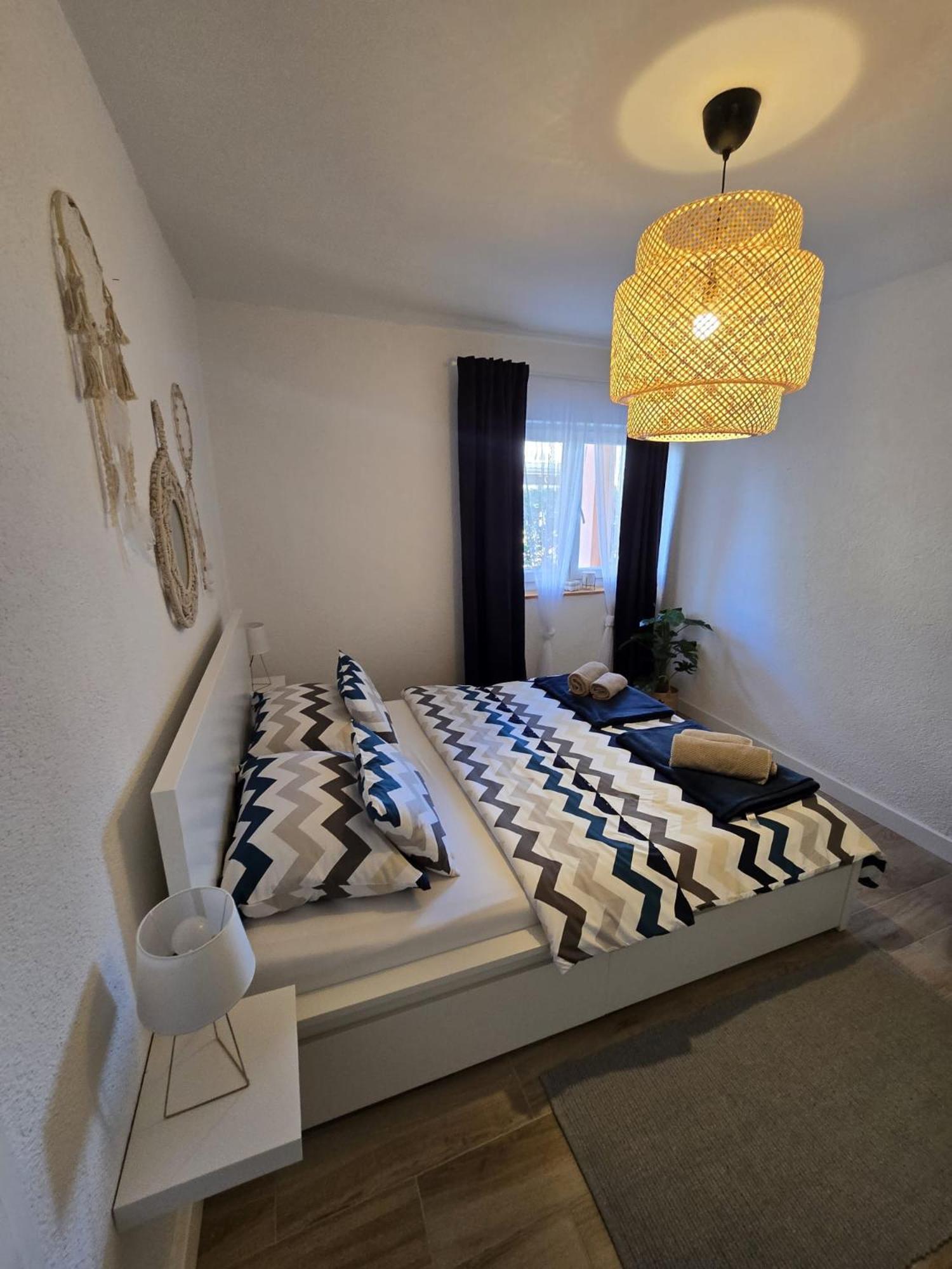 Apartment Melani Vir Εξωτερικό φωτογραφία