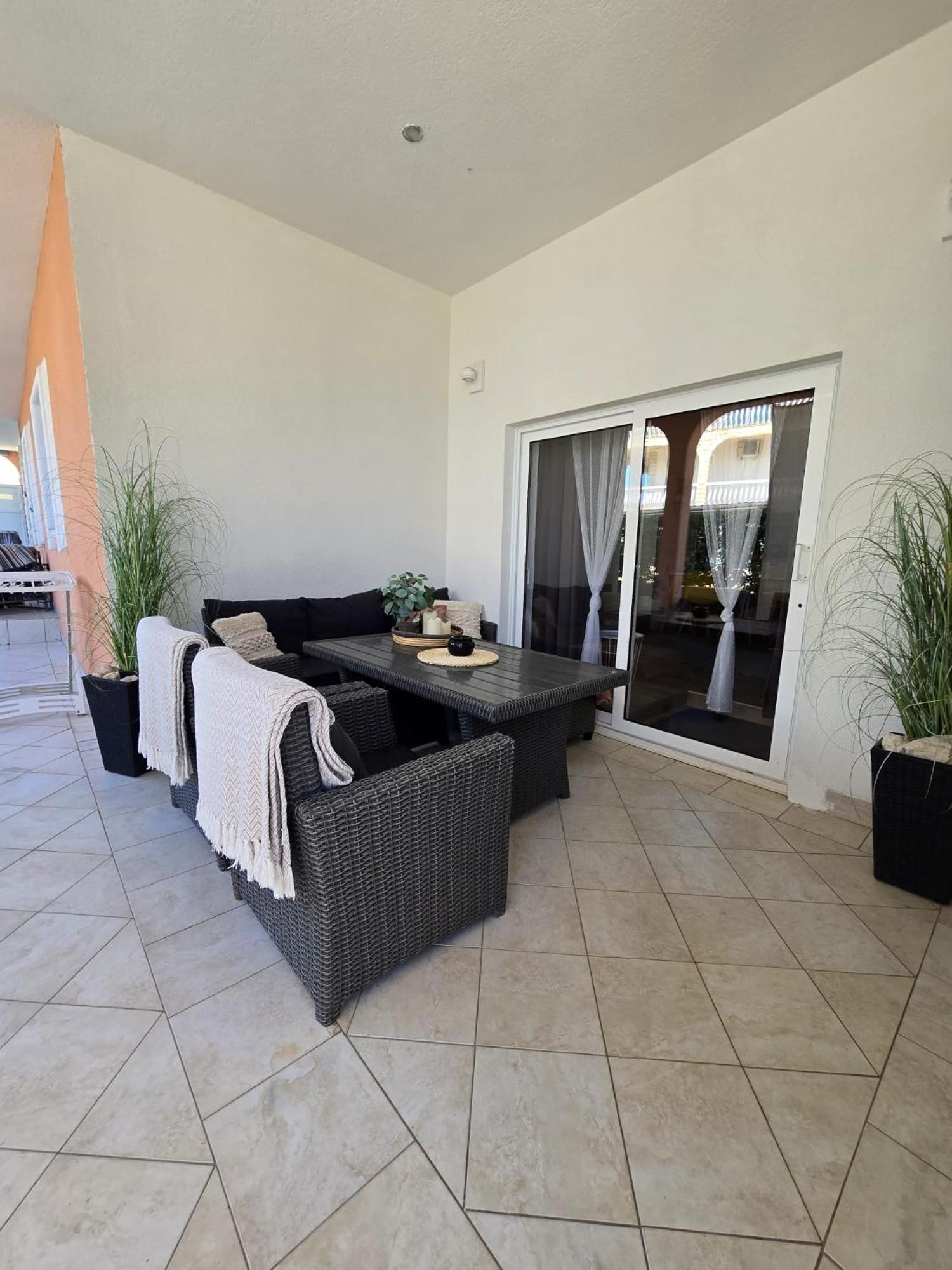 Apartment Melani Vir Εξωτερικό φωτογραφία